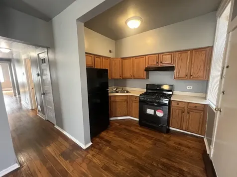 734 East 95th Street Chicago IL 60619