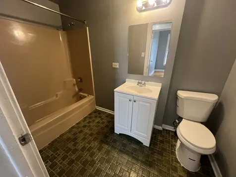734 East 95th Street Chicago IL 60619