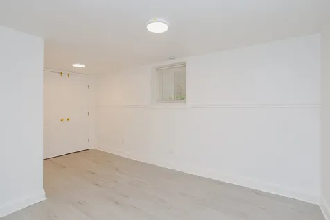 5707 North Rockwell Street Chicago IL 60659