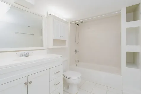5707 North Rockwell Street Chicago IL 60659