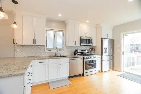 5707 North Rockwell Street Chicago IL 60659