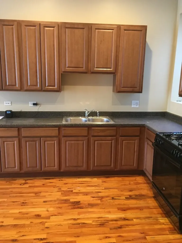4041 South Calumet Avenue Chicago IL 60653