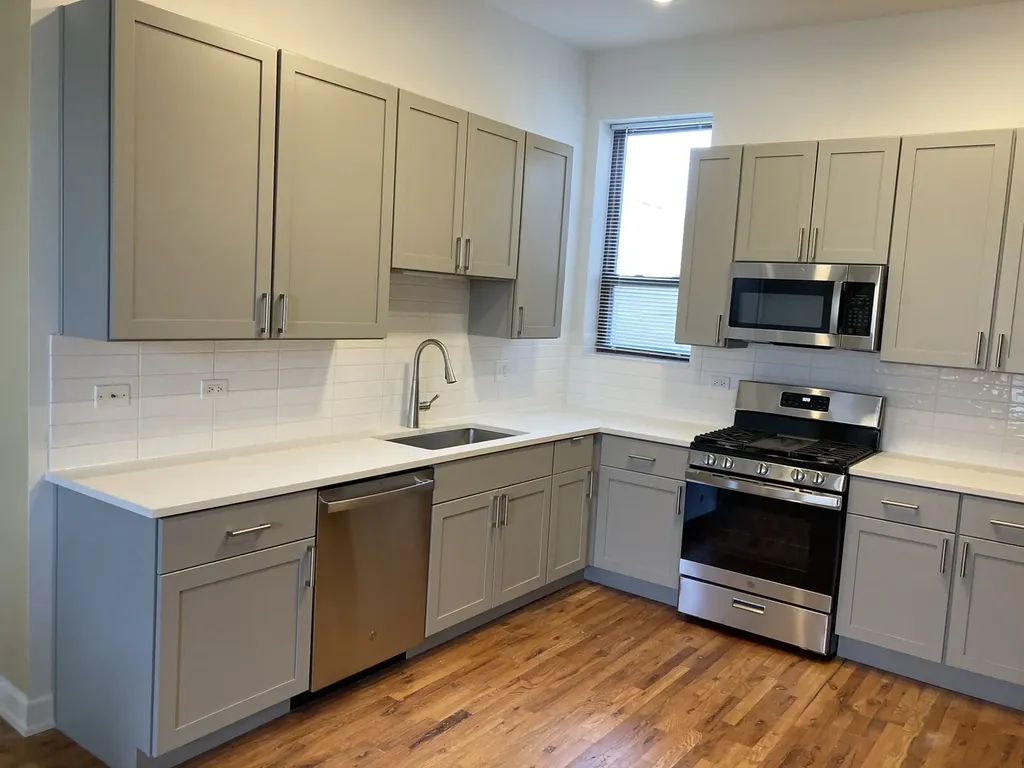 4041 South Calumet Avenue Chicago IL 60653