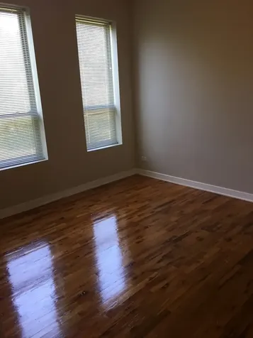 4041 South Calumet Avenue Chicago IL 60653