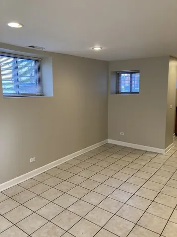 4041 South Calumet Avenue Chicago IL 60653