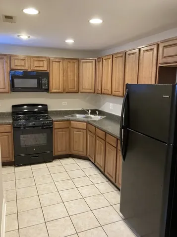 4041 South Calumet Avenue Chicago IL 60653