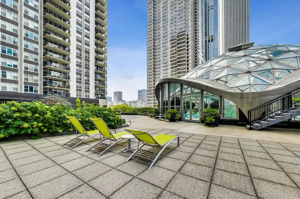 400 East Randolph Street Chicago IL 60601