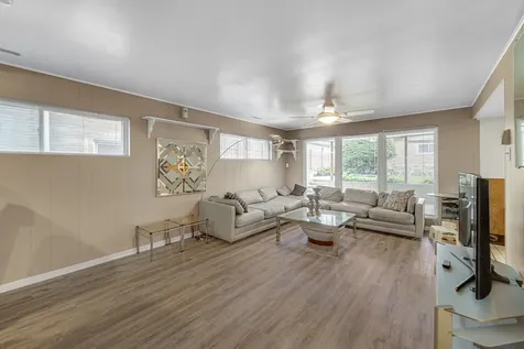9238 South Constance Avenue Chicago IL 60617