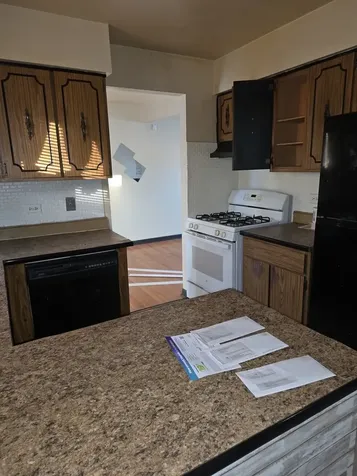 16440 Michigan Avenue South Holland IL 60473