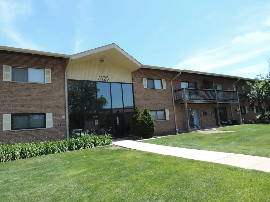 7425 Brookdale Drive Darien IL 60561