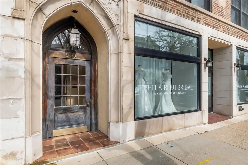 909 Green Bay Road Winnetka IL 60093