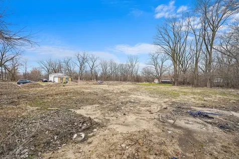 13435 South Lawndale Avenue Robbins IL 60472