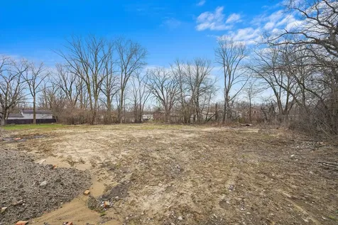 13435 South Lawndale Avenue Robbins IL 60472