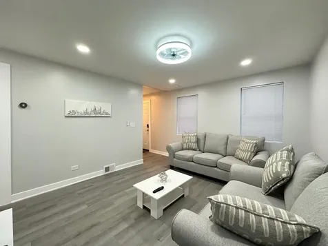 1937 West Grand Avenue Chicago IL 60622
