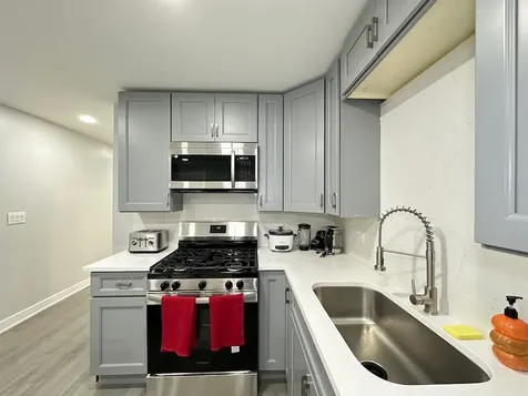 1937 West Grand Avenue Chicago IL 60622