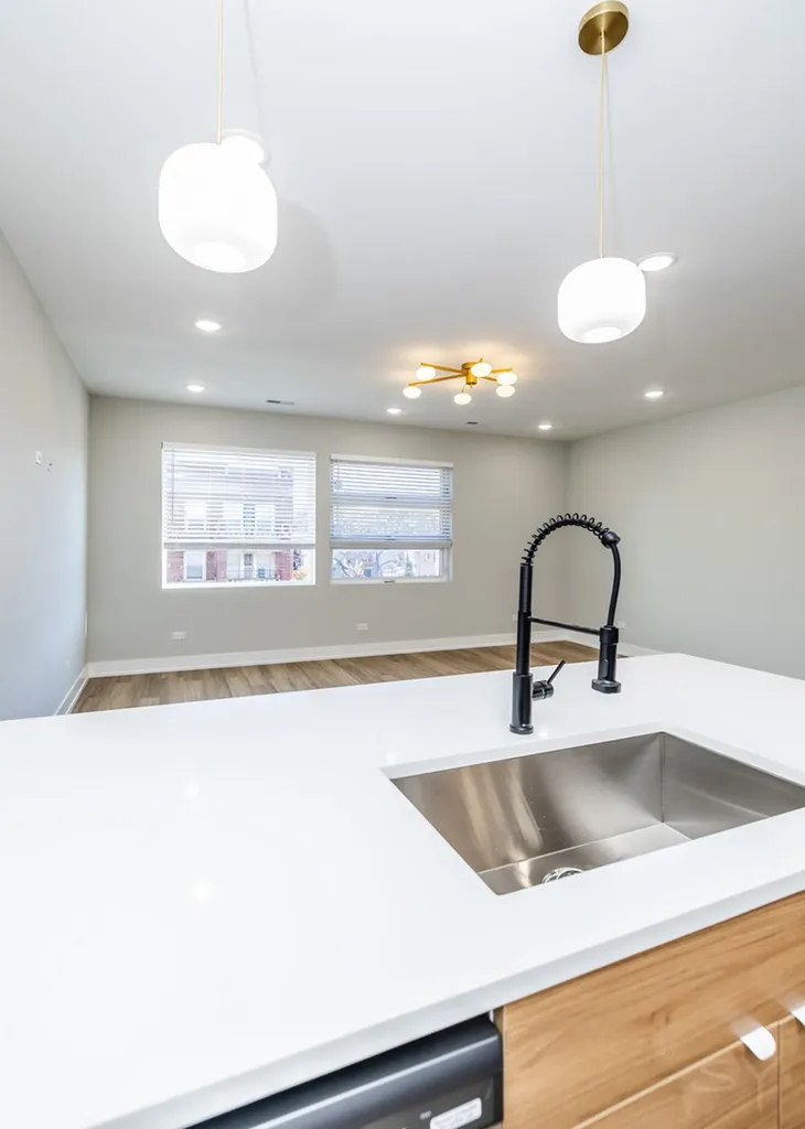 6220 South King Drive Chicago IL 60637