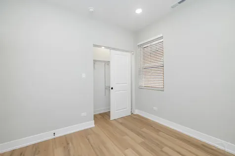 6220 South King Drive Chicago IL 60637