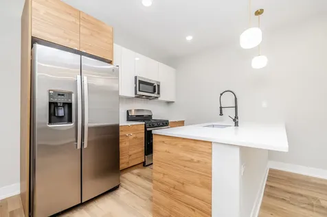 6220 South King Drive Chicago IL 60637