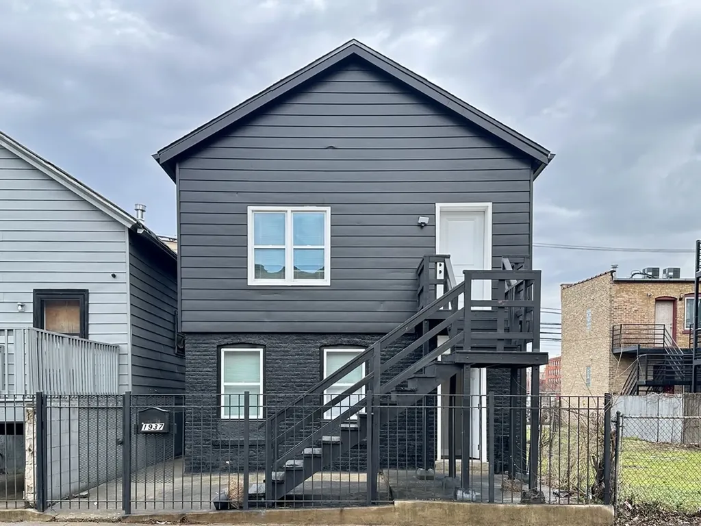 1937 West Grand Avenue Chicago IL 60622