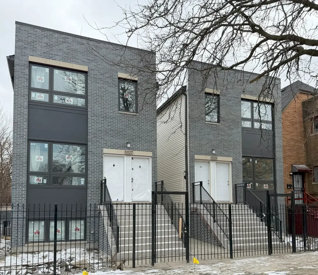 732 North Pine Avenue Chicago IL 60644