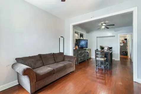 1304 South 58th Avenue Cicero IL 60804