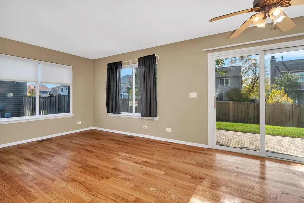 2509 Rosehall Lane Aurora IL 60503