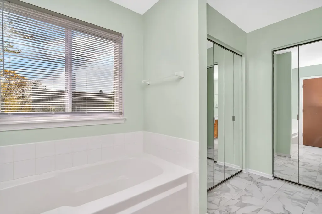 2509 Rosehall Lane Aurora IL 60503