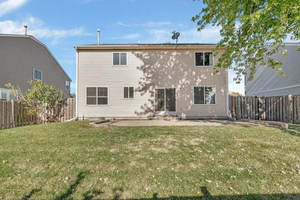 2509 Rosehall Lane Aurora IL 60503