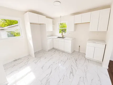 3300 Rugby Court Waukegan IL 60087