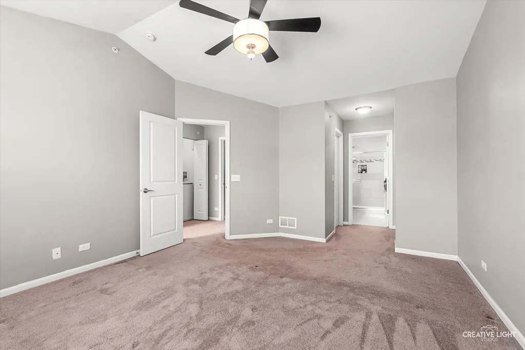 305 Lexington Lane Rolling Meadows IL 60008