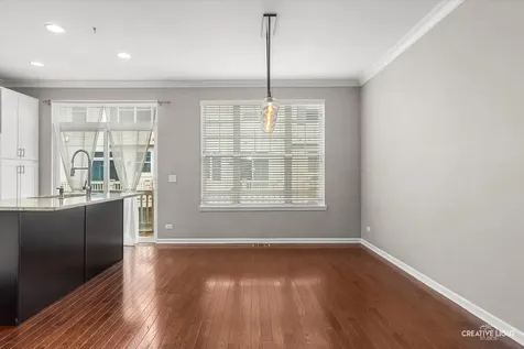 305 Lexington Lane Rolling Meadows IL 60008
