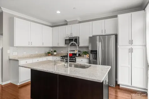 305 Lexington Lane Rolling Meadows IL 60008