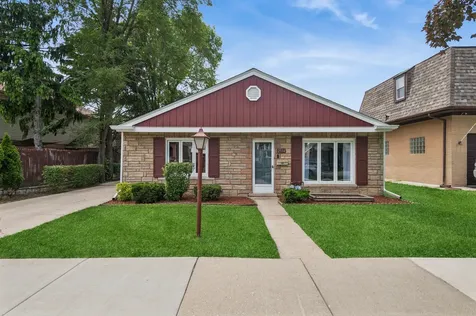 2534 Maple Street River Grove IL 60171