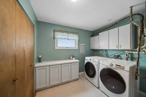 2534 Maple Street River Grove IL 60171
