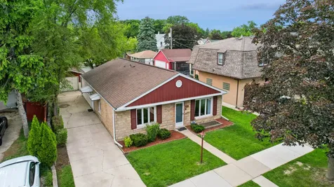 2534 Maple Street River Grove IL 60171