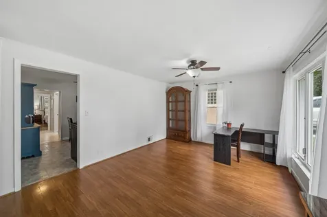 2534 Maple Street River Grove IL 60171