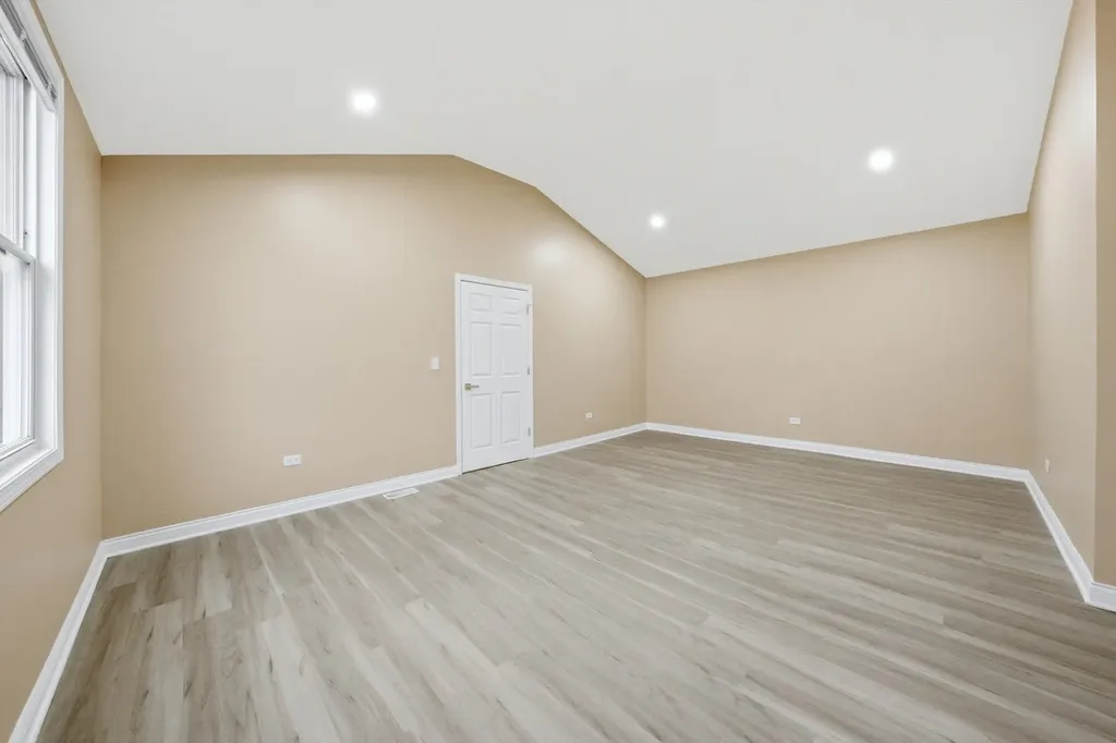 2226 West 51st Street Chicago IL 60609