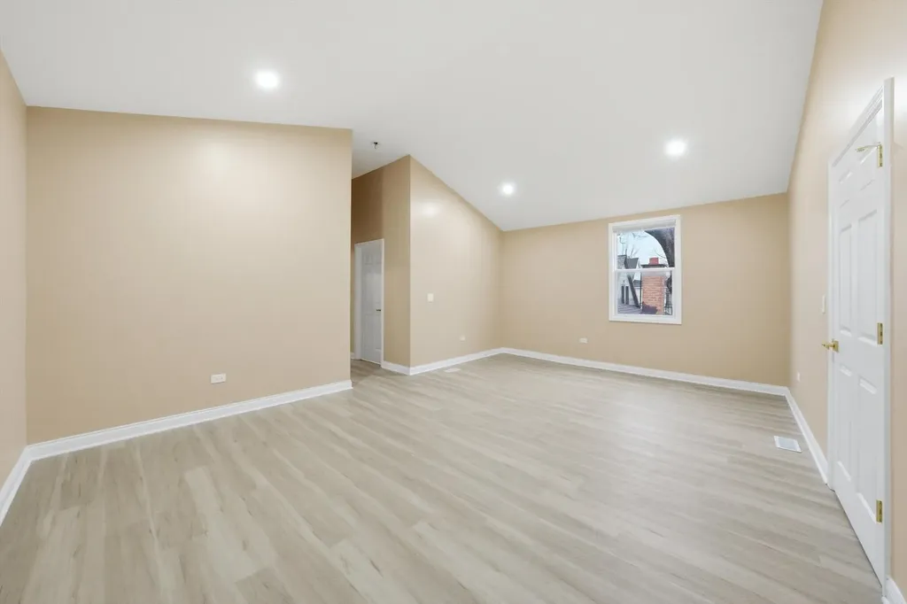 2226 West 51st Street Chicago IL 60609