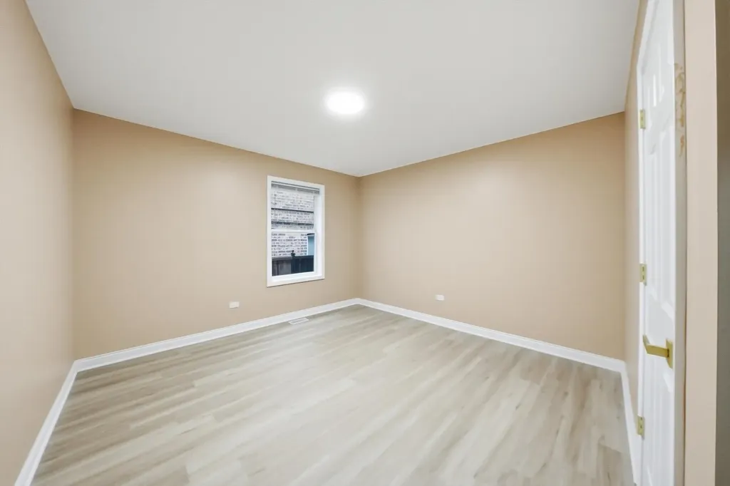 2226 West 51st Street Chicago IL 60609