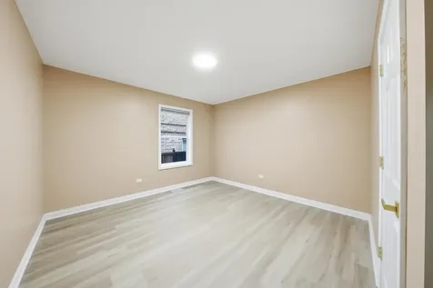 2226 West 51st Street Chicago IL 60609