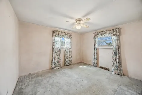 16323 Paulina Street Markham IL 60428