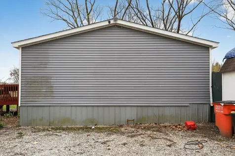 21309 Gambill Lane Carlyle IL 62231