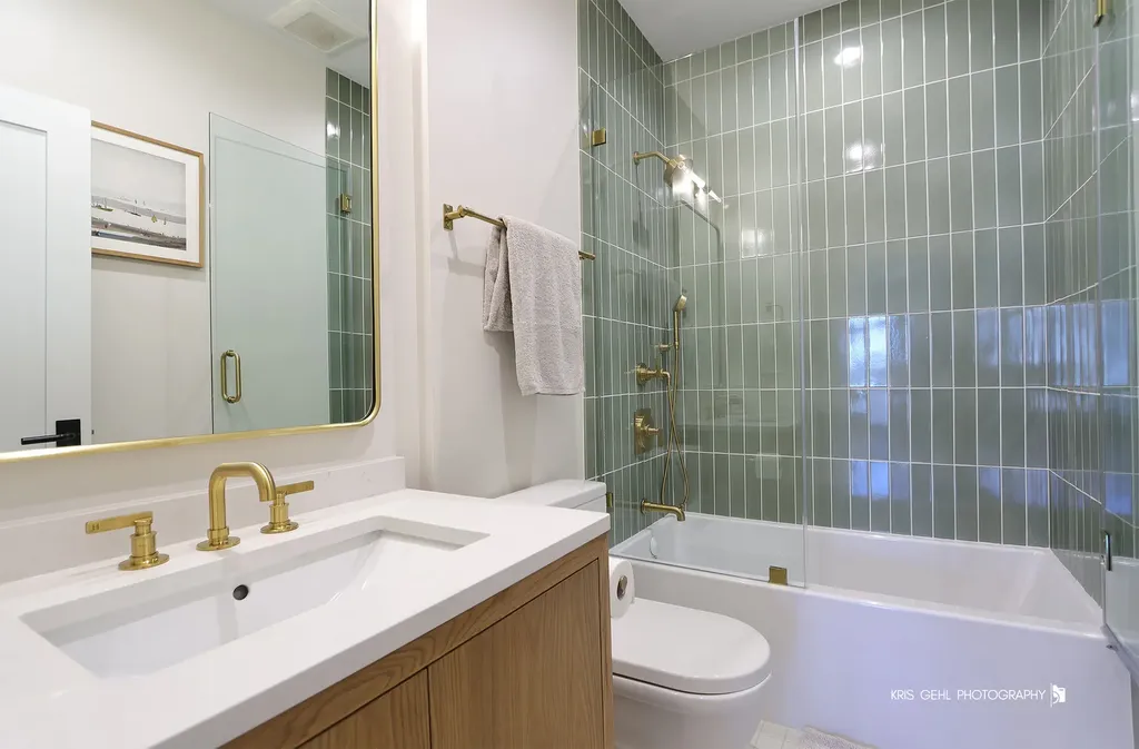 1555 North Talman Avenue Chicago IL 60622