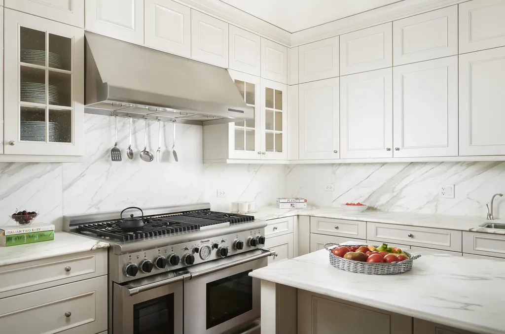 840 North Lake Shore Drive Chicago IL 60611