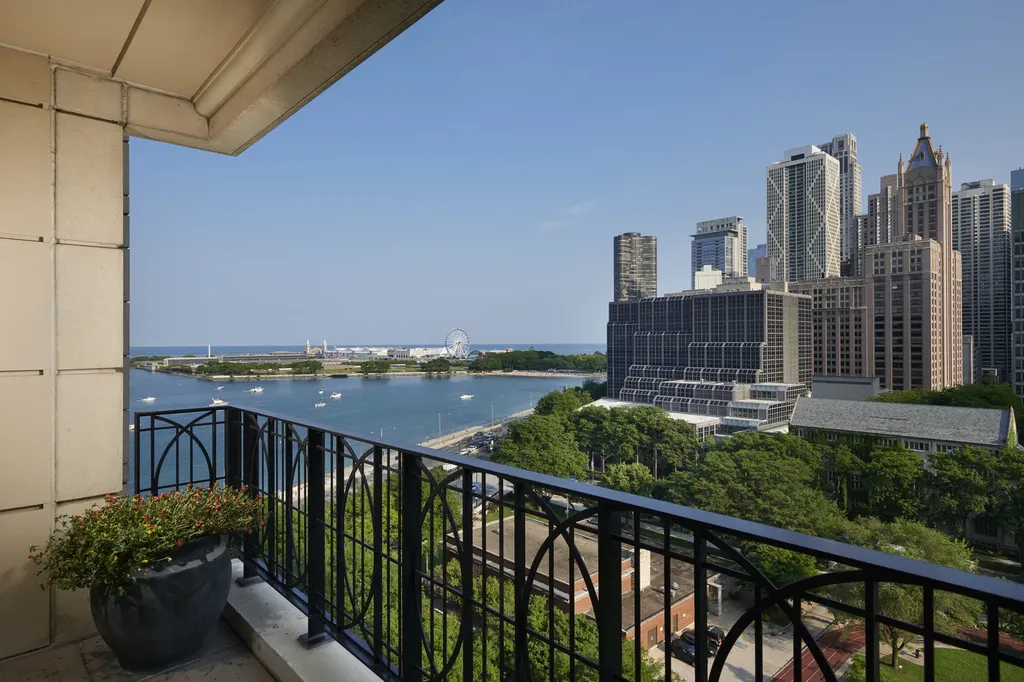 840 North Lake Shore Drive Chicago IL 60611