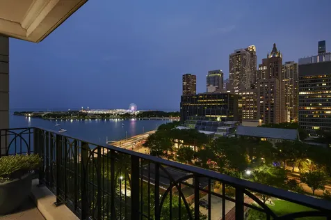 840 North Lake Shore Drive Chicago IL 60611