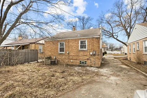 319 49TH Avenue Bellwood IL 60104