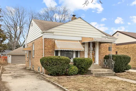 319 49TH Avenue Bellwood IL 60104