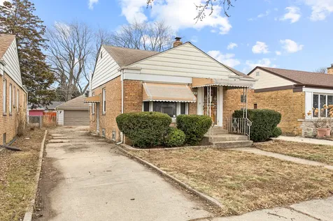319 49TH Avenue Bellwood IL 60104