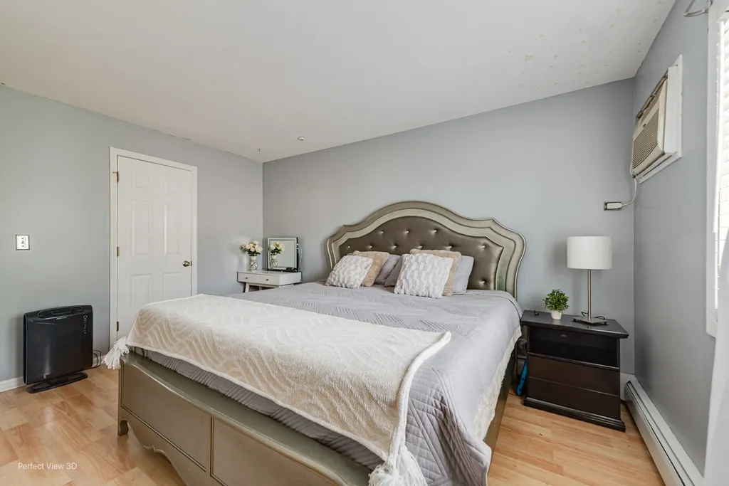 370 Echo Lane Aurora IL 60504